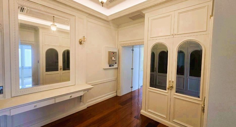 Casa en venta de 5 habitaciones en Mueang Samut Sakhon, Samut Sakhon