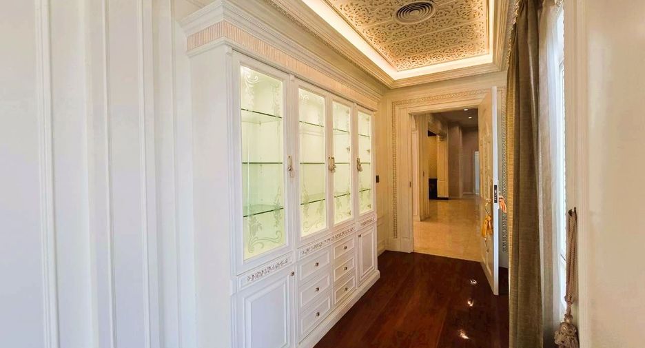 Casa en venta de 5 habitaciones en Mueang Samut Sakhon, Samut Sakhon