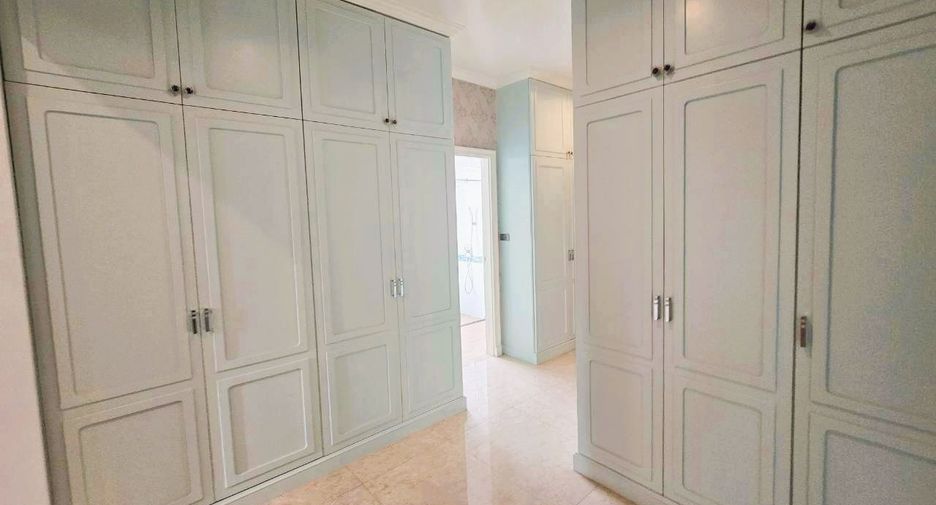 Casa en venta de 5 habitaciones en Mueang Samut Sakhon, Samut Sakhon