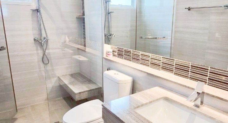 For rent and for sale 5 bedrooms house in Bang Phli, Samut Prakan