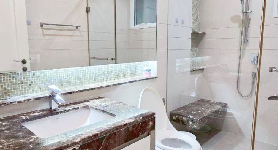 For rent and for sale 5 bedrooms house in Bang Phli, Samut Prakan