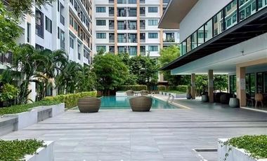 For sale 1 bed condo in Si Racha, Chonburi
