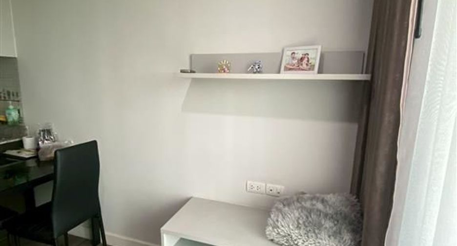 For sale 1 bed condo in Si Racha, Chonburi