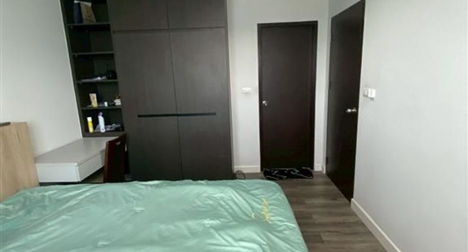 For sale 1 bed condo in Si Racha, Chonburi