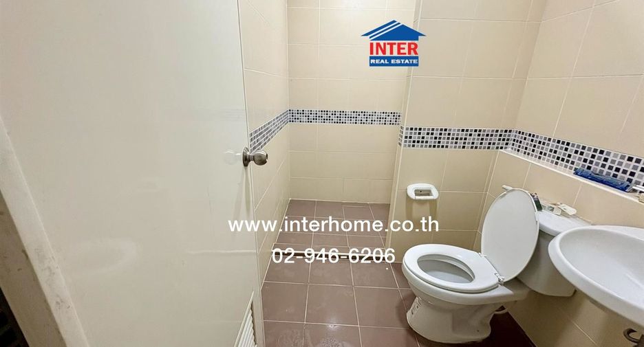 For rent and for sale 3 bedrooms townhouse in Sai Noi, Nonthaburi