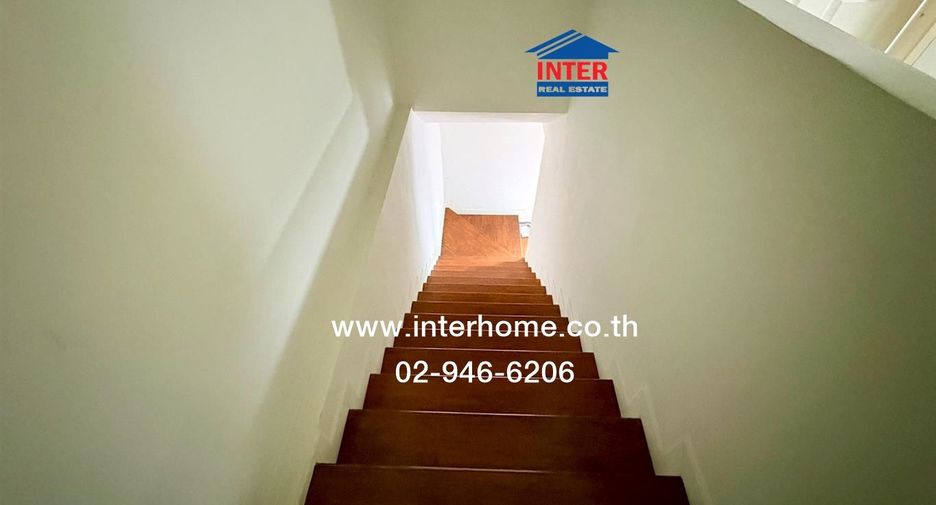 For rent and for sale 3 bedrooms townhouse in Sai Noi, Nonthaburi