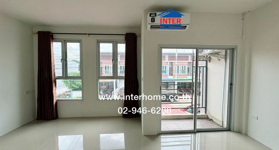 For rent and for sale 3 bedrooms townhouse in Sai Noi, Nonthaburi