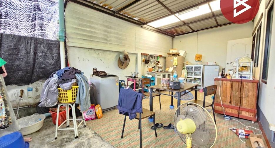 For sale 3 bedrooms townhouse in Mueang Chon Buri, Chonburi
