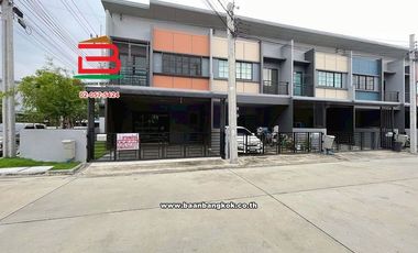Reihenhaus zum Kauf mit 3 Zimmer in Bang Yai, Nonthaburi