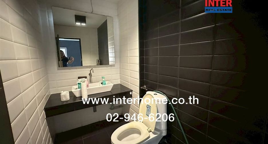 For sale 3 bedrooms house in Bang Khen, Bangkok