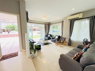 出租 和 出售 4 卧室 独立屋 在 Si Racha, Chon Buri