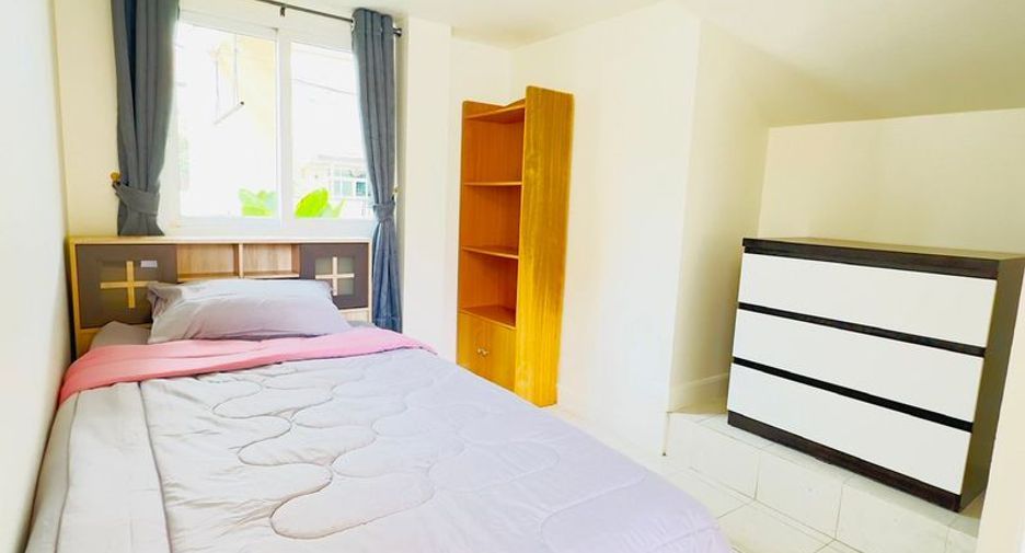 For rent and for sale 4 bedrooms house in Si Racha, Chonburi