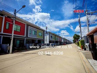 Продажа 3 спальни таунхаус в Khlong Luang, Патумтани