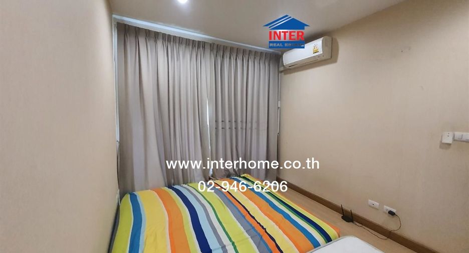 Casa adosada en venta de 3 habitaciones en Saphan Sung, Bangkok