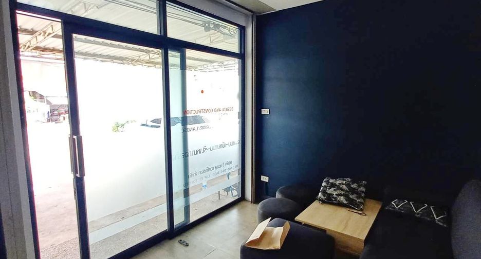 Casa adosada en venta de 2 habitaciones en Mueang Nakhon Ratchasima, Nakhon Ratchasima
