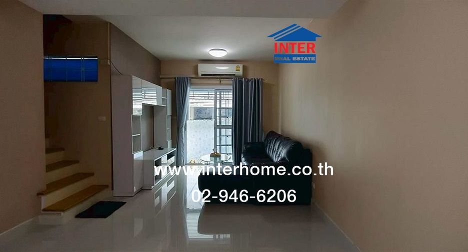 For sale 3 bedrooms townhouse in Mueang Nonthaburi, Nonthaburi