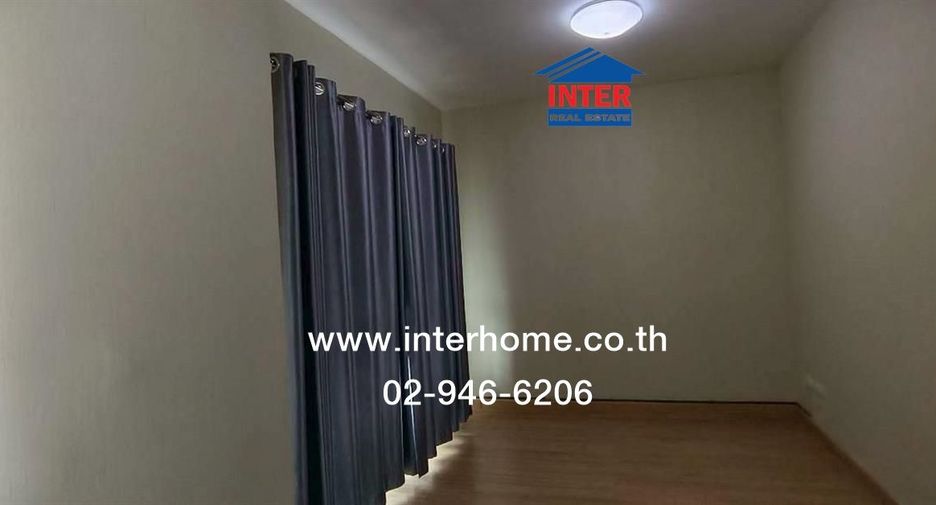 For sale 3 bedrooms townhouse in Mueang Nonthaburi, Nonthaburi