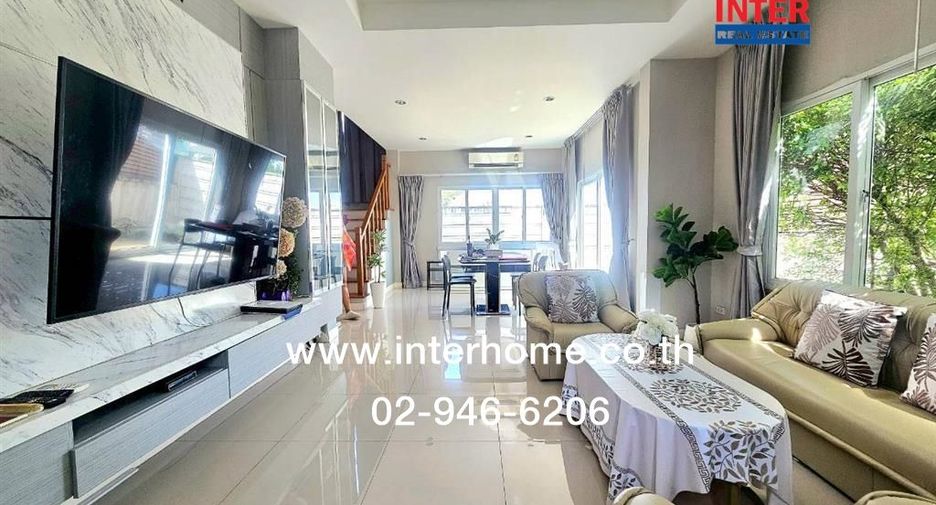 Casa en venta de 3 habitaciones en Khlong Sam Wa, Bangkok