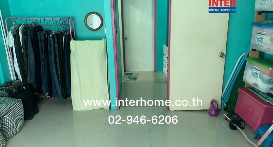 For sale 2 ベッドルーム townhouse in Saphan Sung, Bangkok