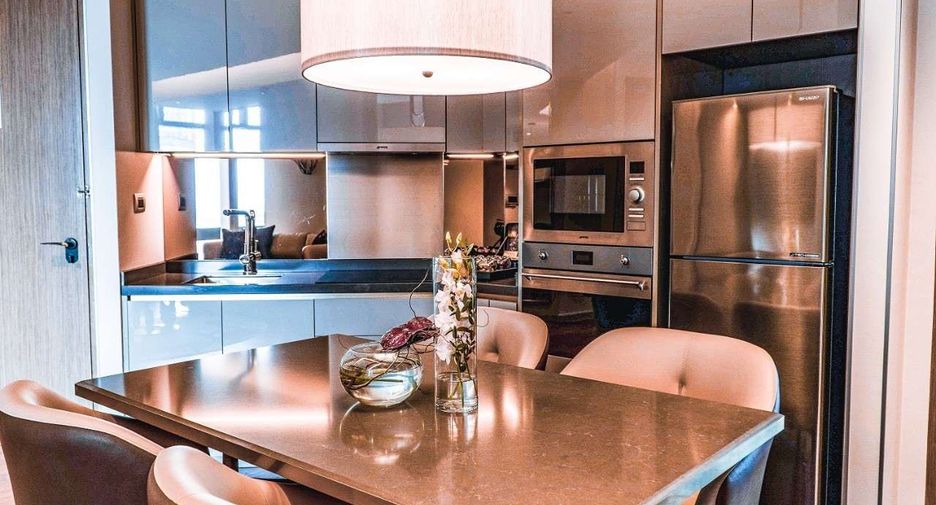 À louer 2 chambres appartement avec services à Ratchathewi, Bangkok