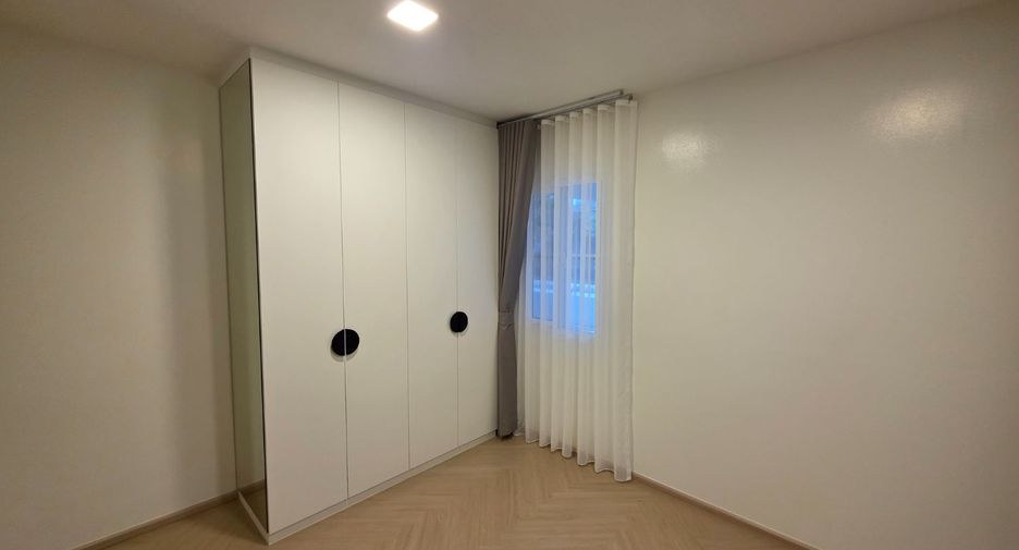 For rent 5 ベッドルーム house in Bang Phli, Samut Prakan