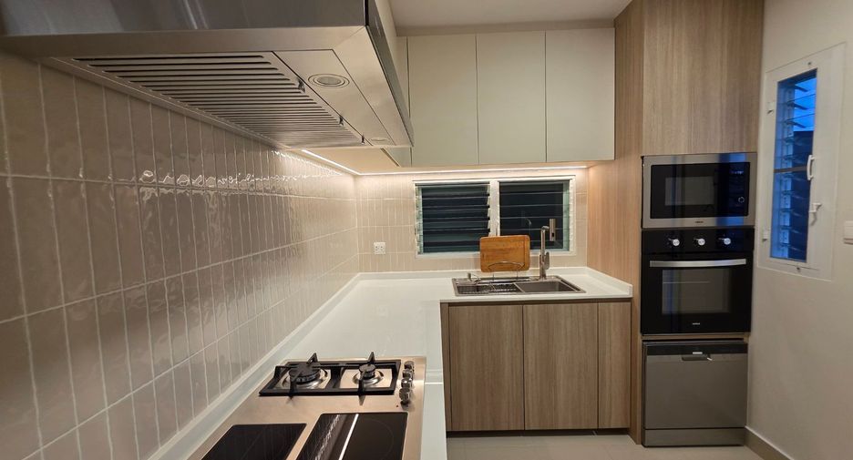 For rent 5 ベッドルーム house in Bang Phli, Samut Prakan