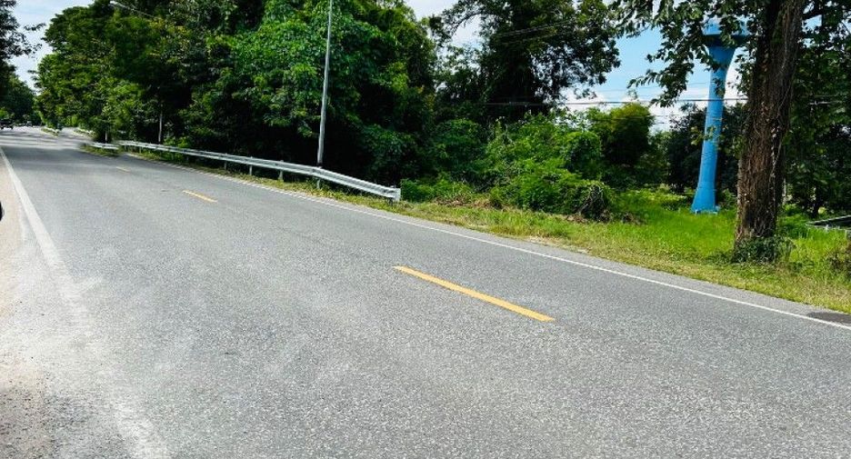 For sale land in Thap Than, Uthai Thani