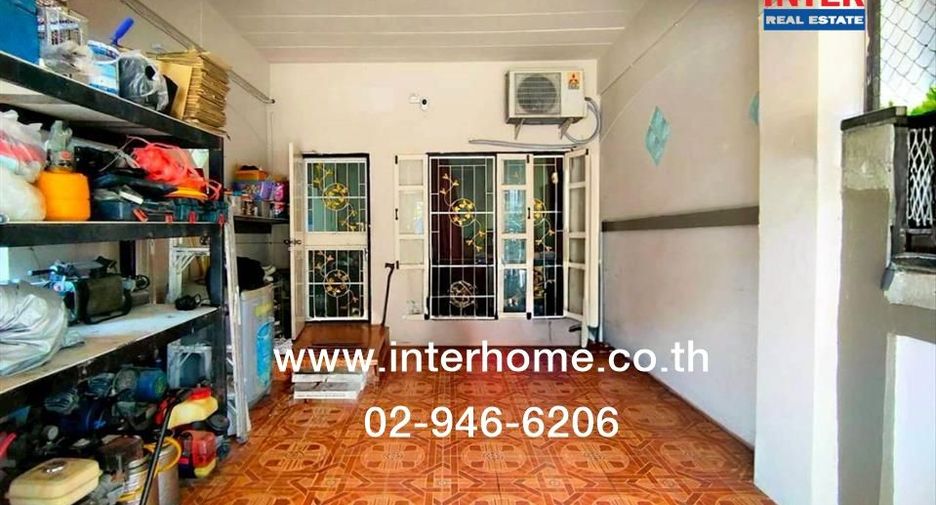 For sale 3 bedrooms townhouse in Sai Noi, Nonthaburi