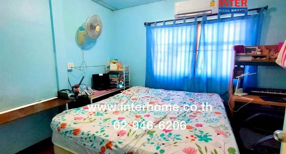 For sale 3 bedrooms townhouse in Sai Noi, Nonthaburi