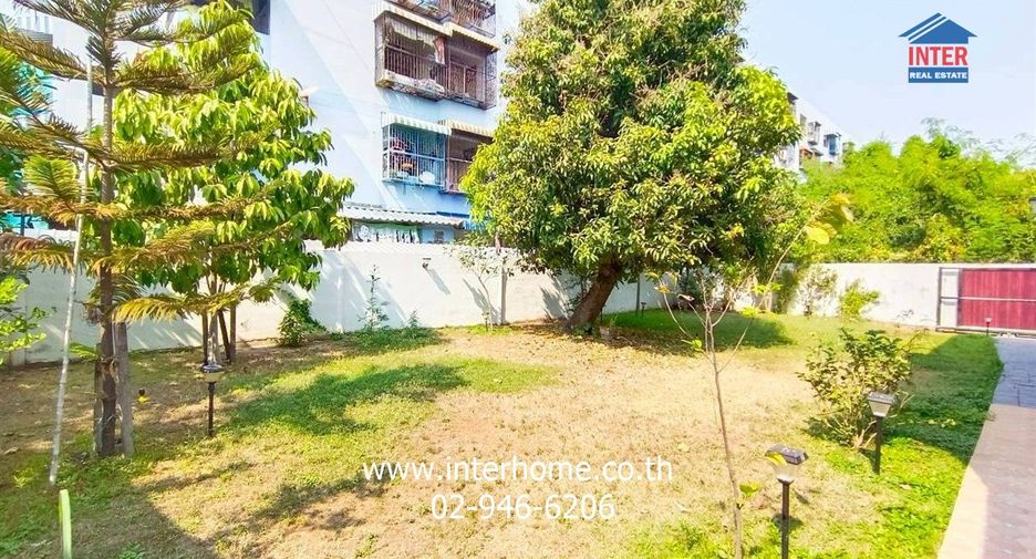 For sale 3 bedrooms house in Lak Si, Bangkok