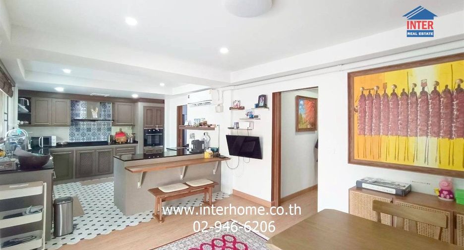 For sale 3 bedrooms house in Lak Si, Bangkok