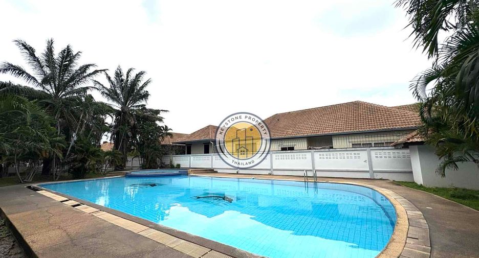 For sale 3 bedrooms house in Bang Lamung, Chonburi