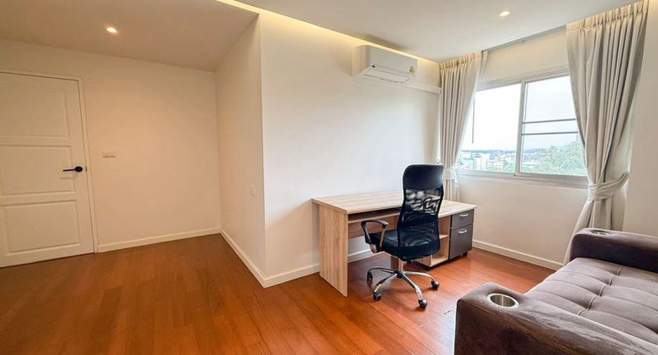 For rent and for sale 2 bedrooms condo in Si Racha, Chonburi