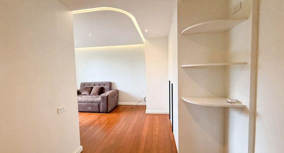 For rent and for sale 2 bedrooms condo in Si Racha, Chonburi
