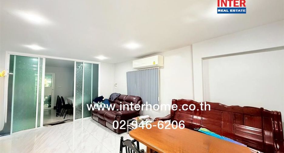 For sale 4 bedrooms house in Bang Khae, Bangkok