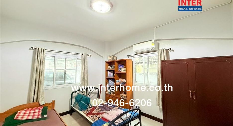 For sale 4 bedrooms house in Bang Khae, Bangkok