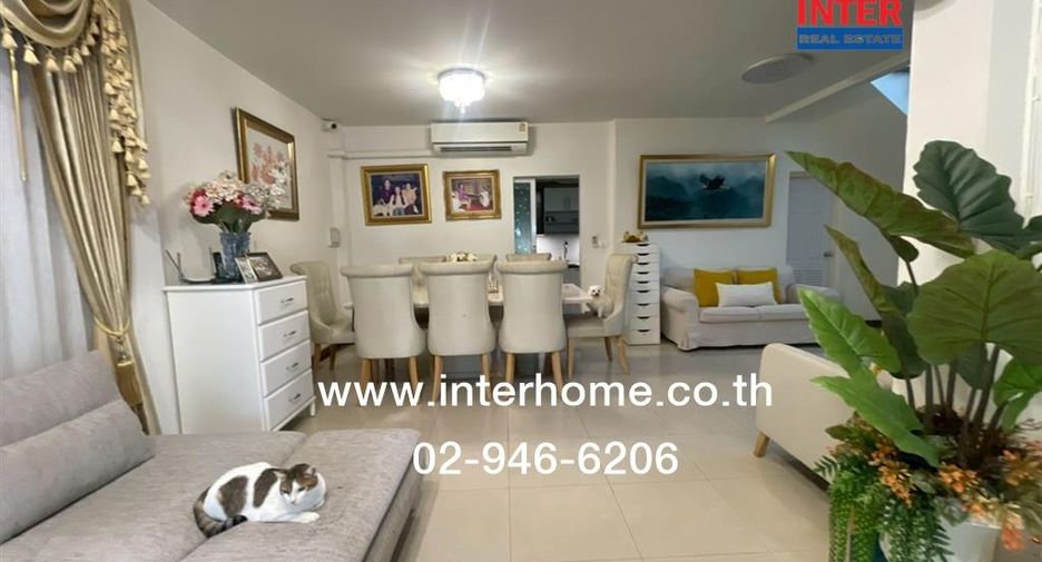 For sale 3 ベッドルーム house in Lat Krabang, Bangkok
