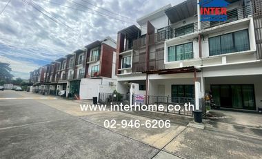 Reihenhaus zum Kauf mit 3 Zimmer in Khan Na Yao, Bangkok