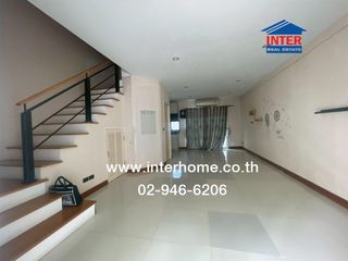 Reihenhaus zum Kauf mit 3 Zimmer in Khan Na Yao, Bangkok
