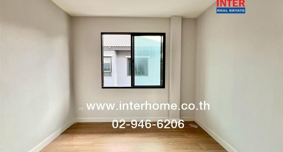 For sale 4 bedrooms house in Saphan Sung, Bangkok