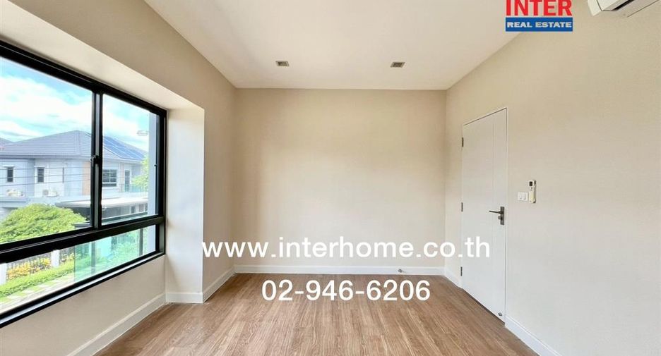 For sale 4 bedrooms house in Saphan Sung, Bangkok