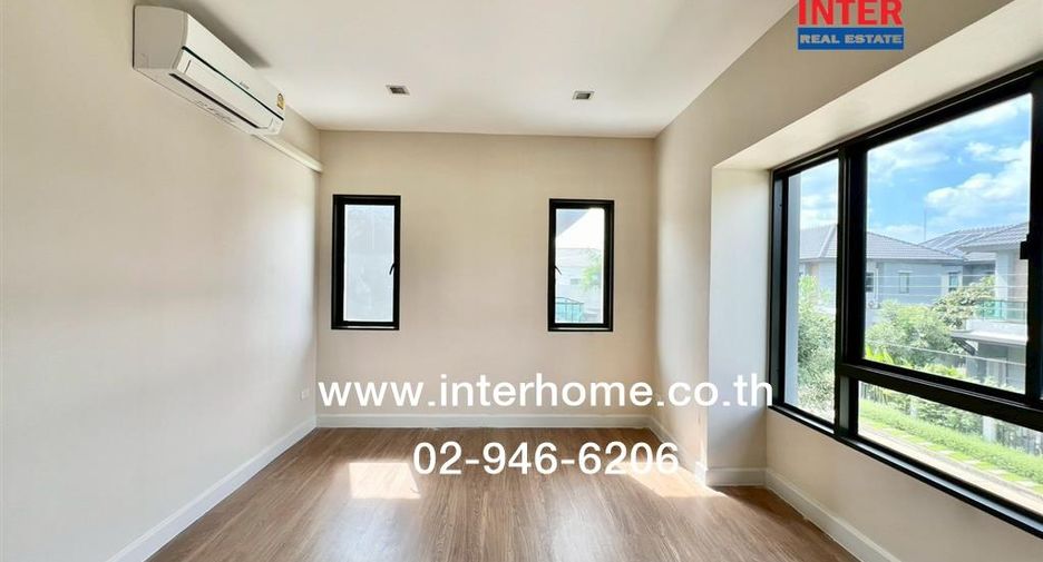 For sale 4 bedrooms house in Saphan Sung, Bangkok