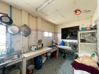 For sale 3 bedrooms house in Yan Nawa, Bangkok