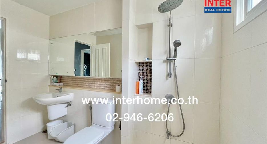 For sale 3 bedrooms house in Khan Na Yao, Bangkok