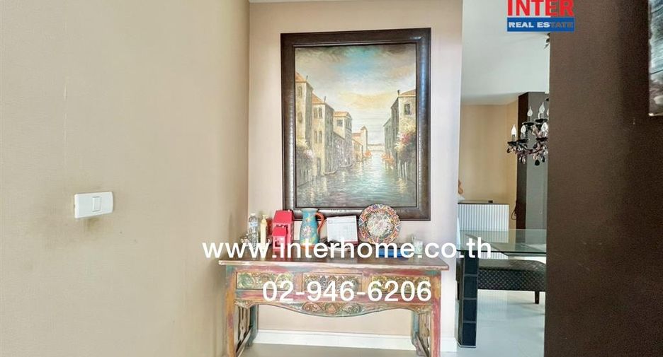 For sale 3 bedrooms house in Khan Na Yao, Bangkok