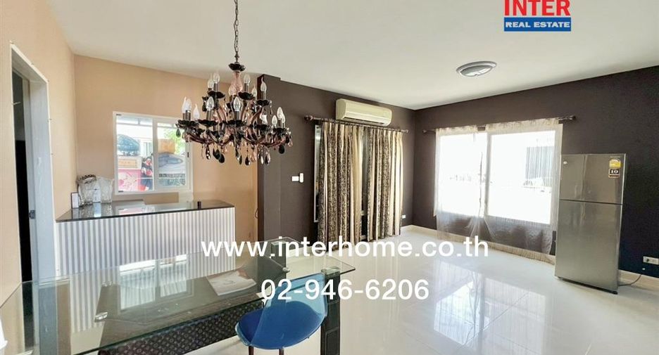 For sale 3 bedrooms house in Khan Na Yao, Bangkok