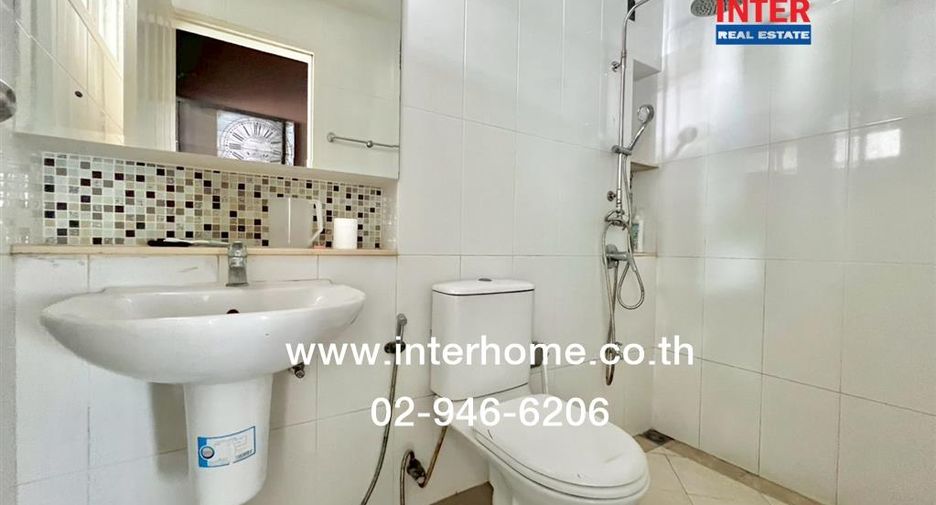 For sale 3 bedrooms house in Khan Na Yao, Bangkok