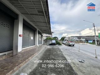 出售 3 卧室 商业空间 在 Bang Khen, 曼谷