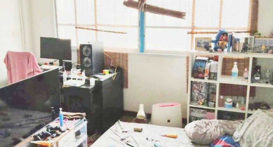For sale retail Space in Lat Krabang, Bangkok