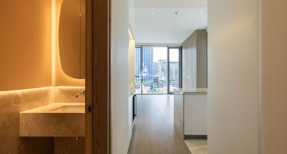 For sale 1 bed condo in Pathum Wan, Bangkok